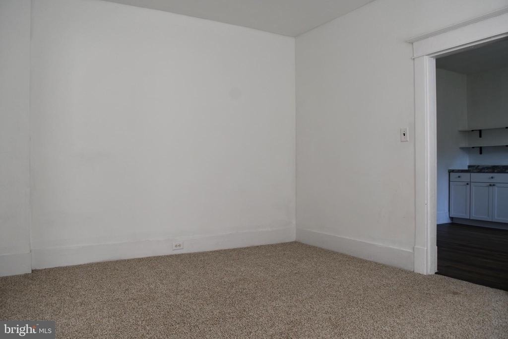 4 E Milby Street - Photo 8