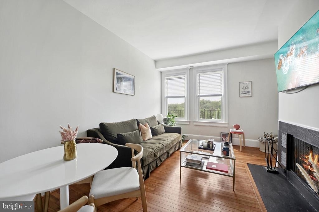 1511 22nd Street Nw - Photo 3