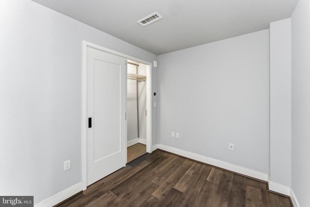 1300 4th Street Se - Photo 8