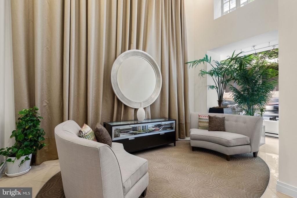 915 E Street Nw - Photo 20