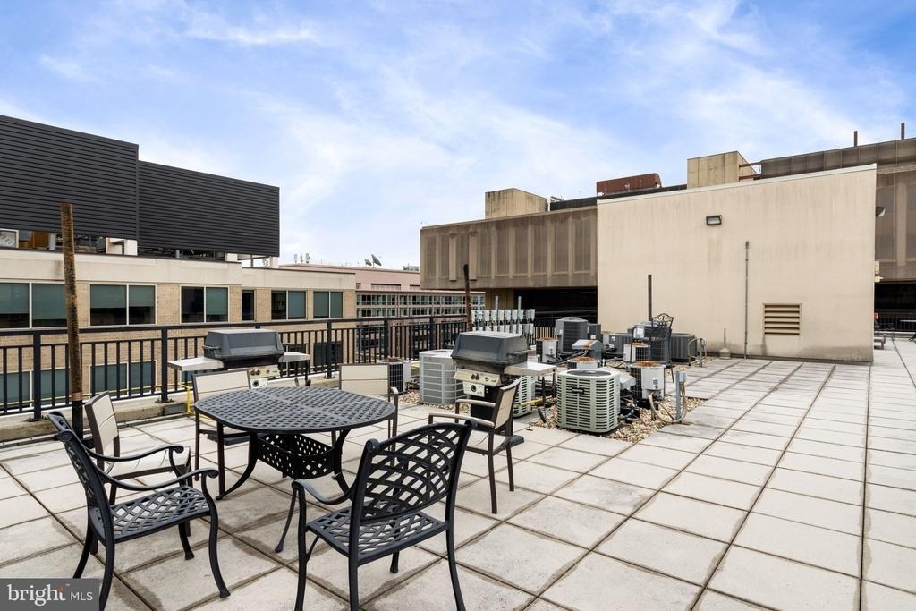 915 E Street Nw - Photo 15