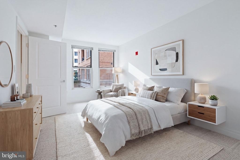 915 E Street Nw - Photo 4