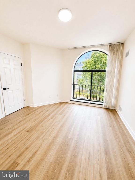 406 15th Street Se - Photo 13