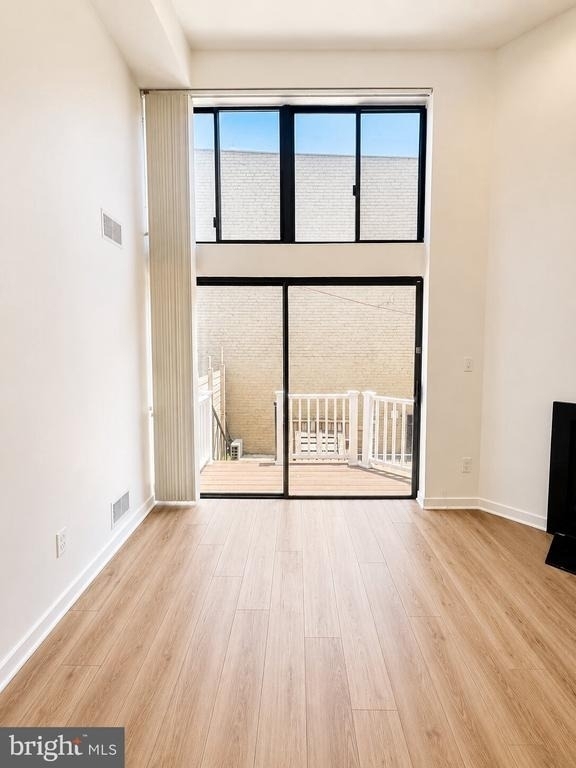 406 15th Street Se - Photo 4