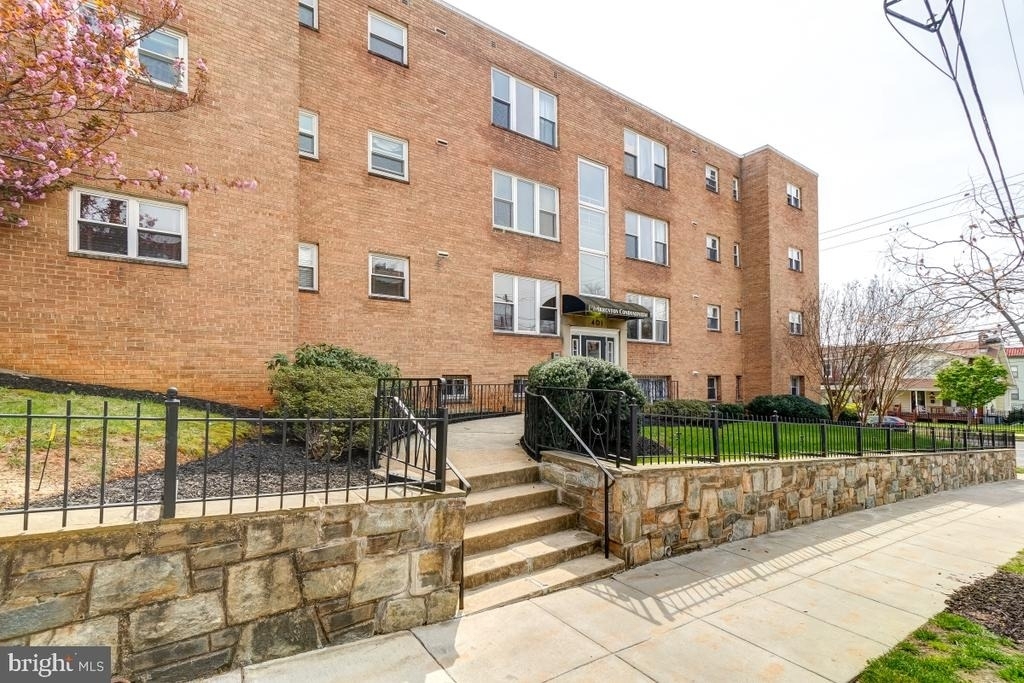 401 Evarts Street Ne - Photo 1
