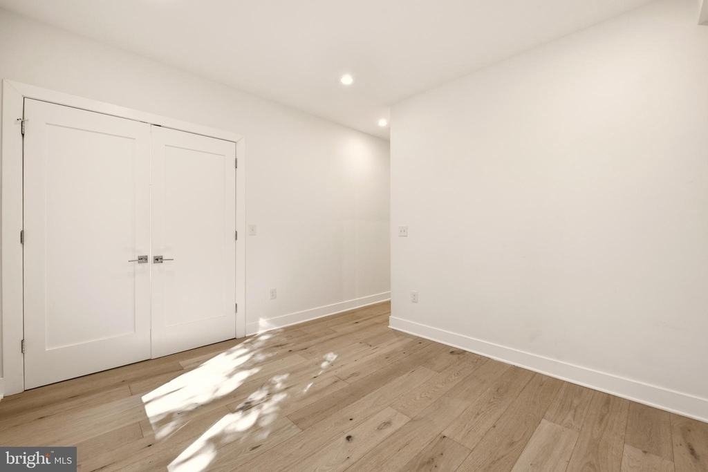 1023 16th Street Ne - Photo 17