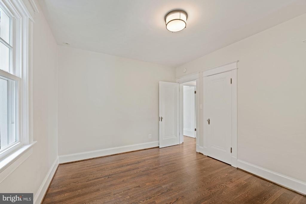 5923 33rd Street Nw - Photo 20