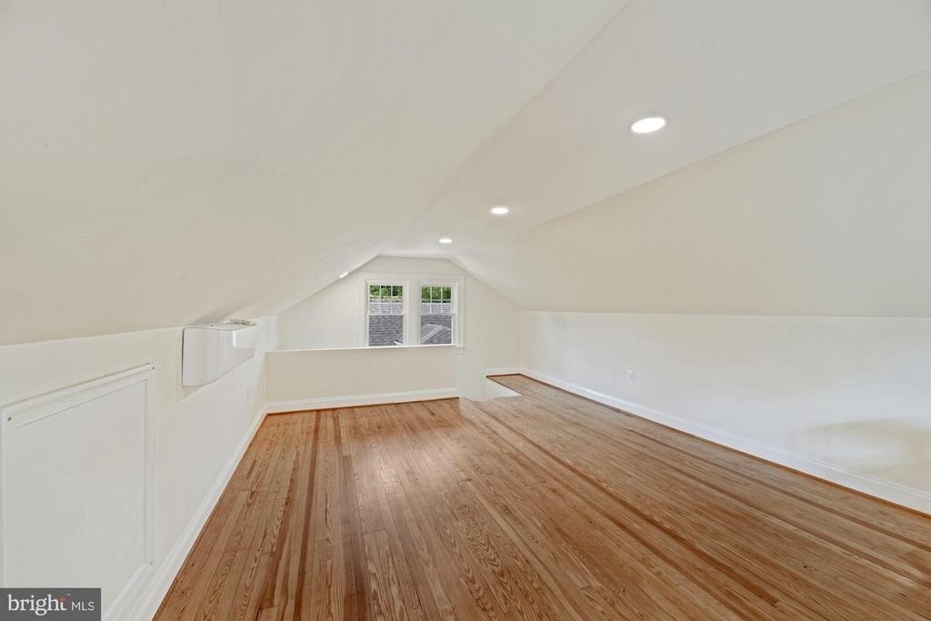 5923 33rd Street Nw - Photo 24