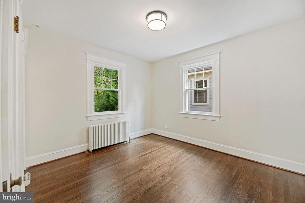 5923 33rd Street Nw - Photo 19