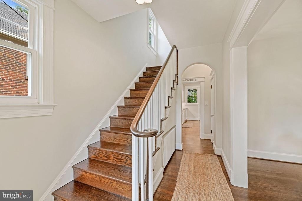 5923 33rd Street Nw - Photo 6