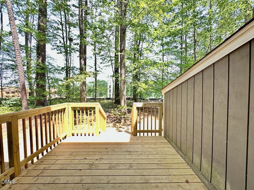 4050 Arckelton Drive - Photo 18