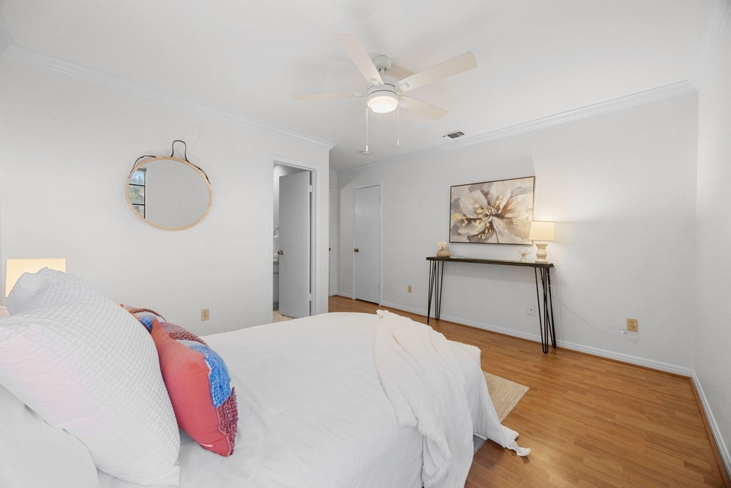 4159 Steck Ave - Photo 17