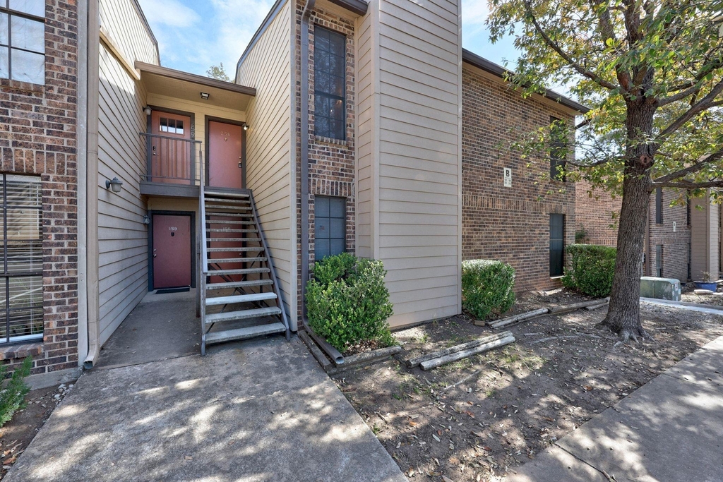 4159 Steck Ave - Photo 2