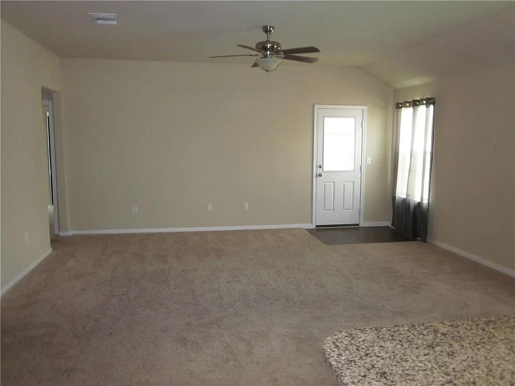 541 Alpha - Photo 1