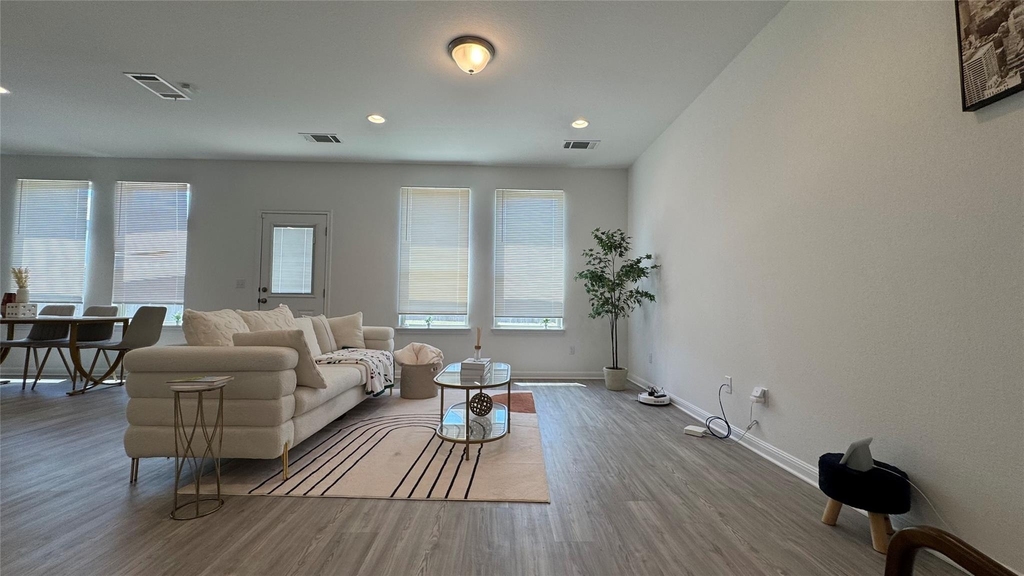6915 Tiznow Ln - Photo 5
