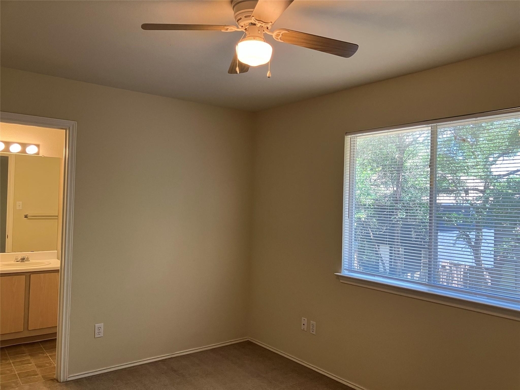 9629 Sugar Hill Dr - Photo 12