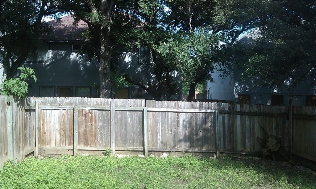 9629 Sugar Hill Dr - Photo 14