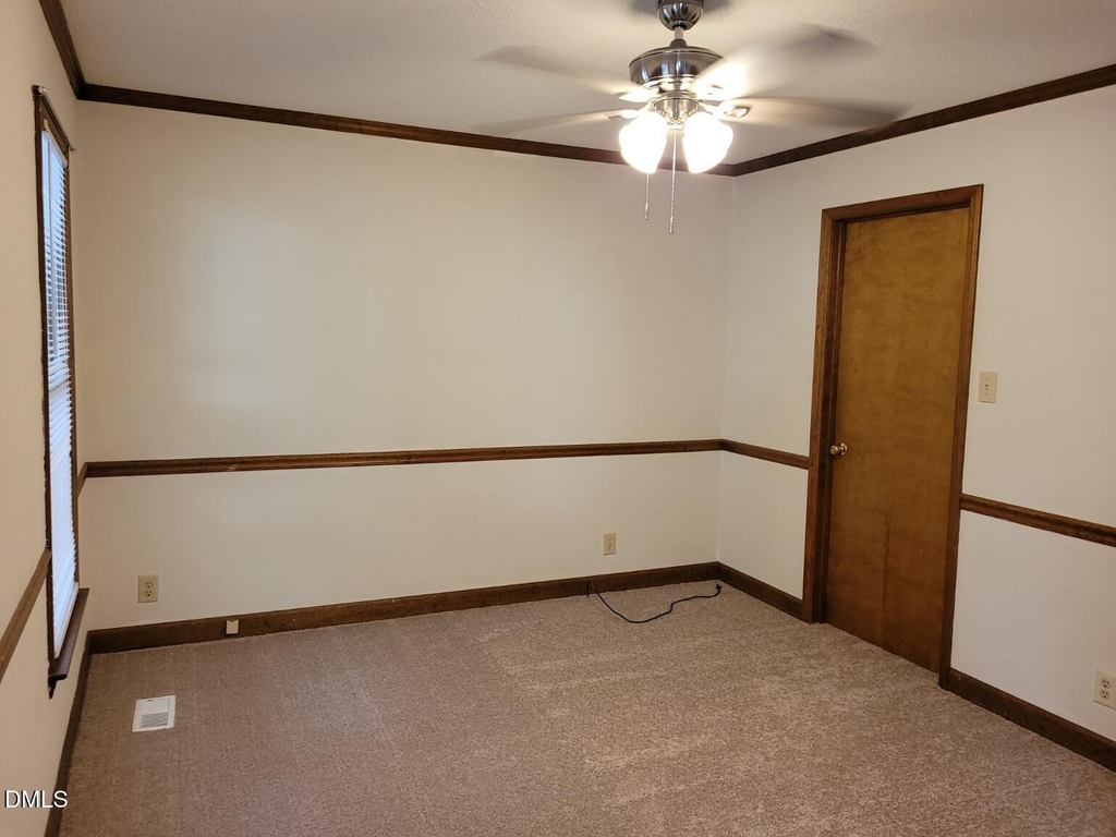 4009 Omer Lane - Photo 4