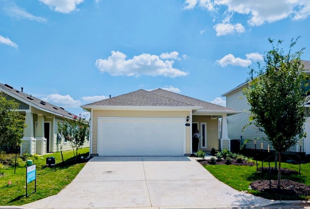 117 Huckleberry Ln - Photo 0