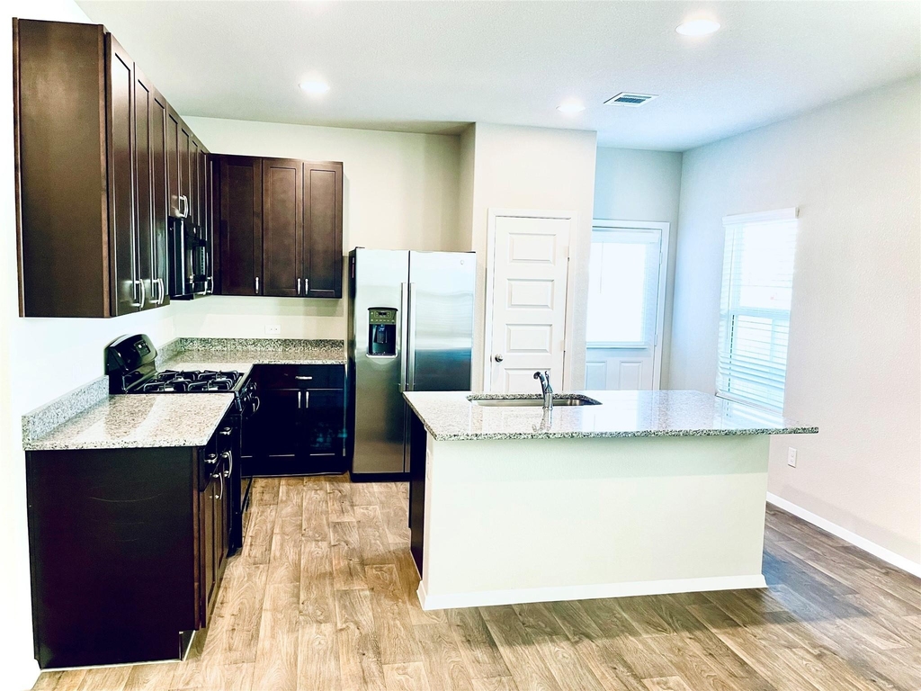 117 Huckleberry Ln - Photo 6