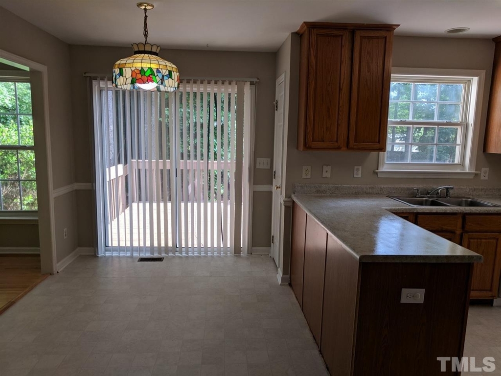 701 Arbor Greene Drive - Photo 10