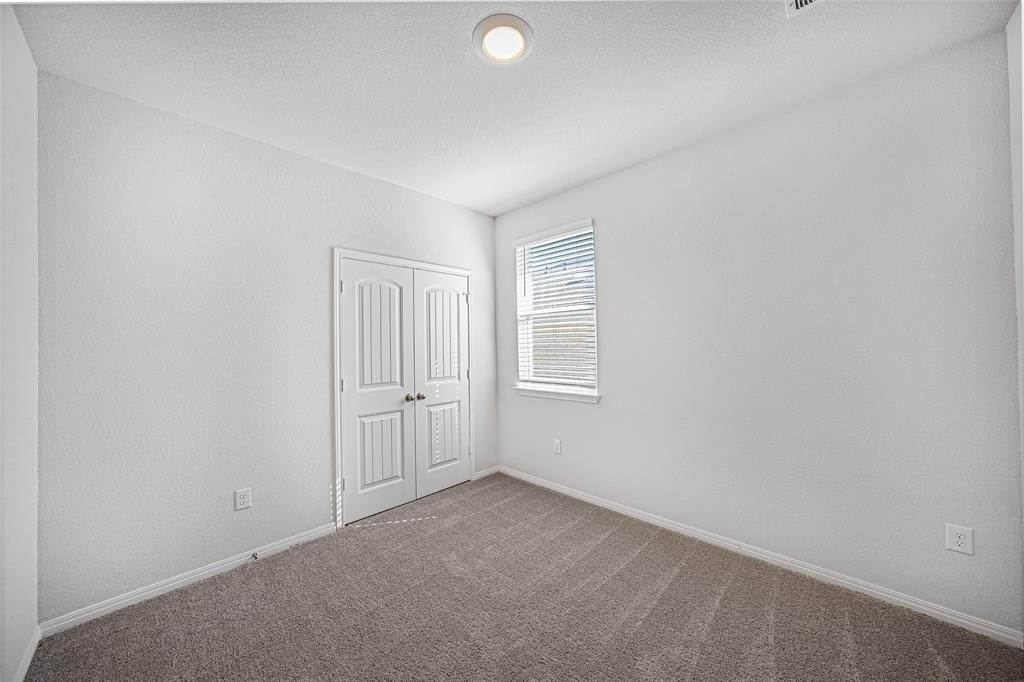 121 Mackinac Ln - Photo 9