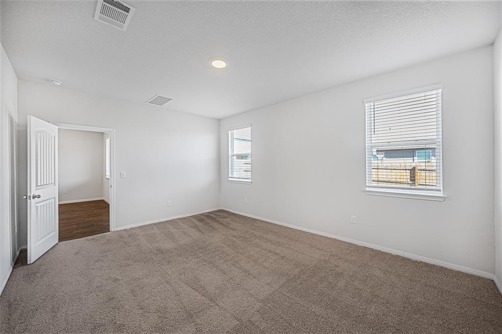 121 Mackinac Ln - Photo 6