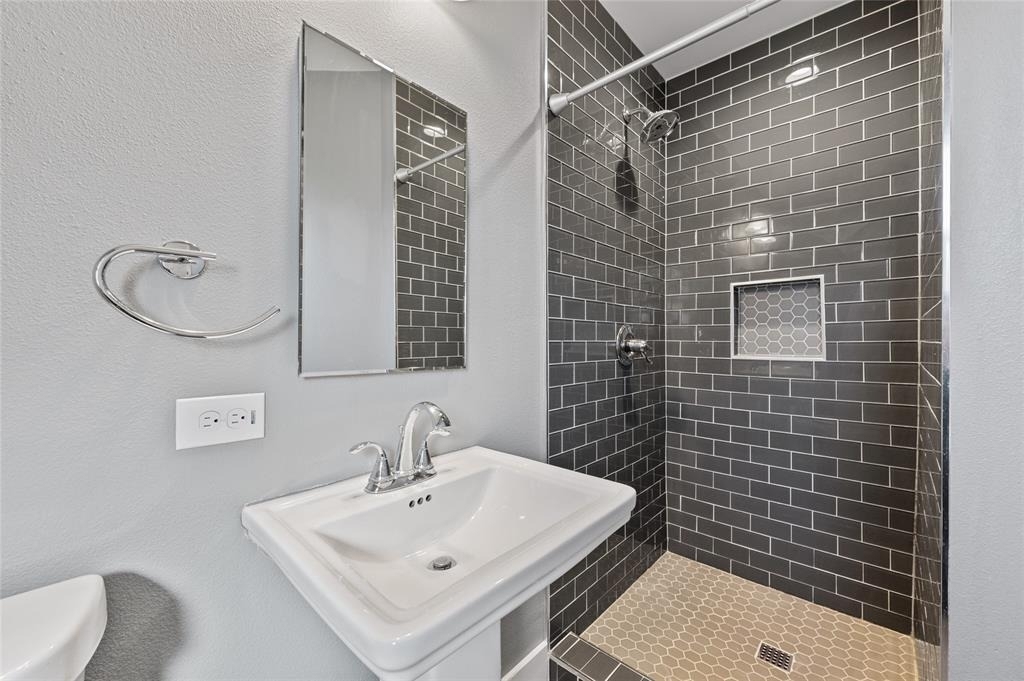 1305 Glenwood Dr - Photo 14