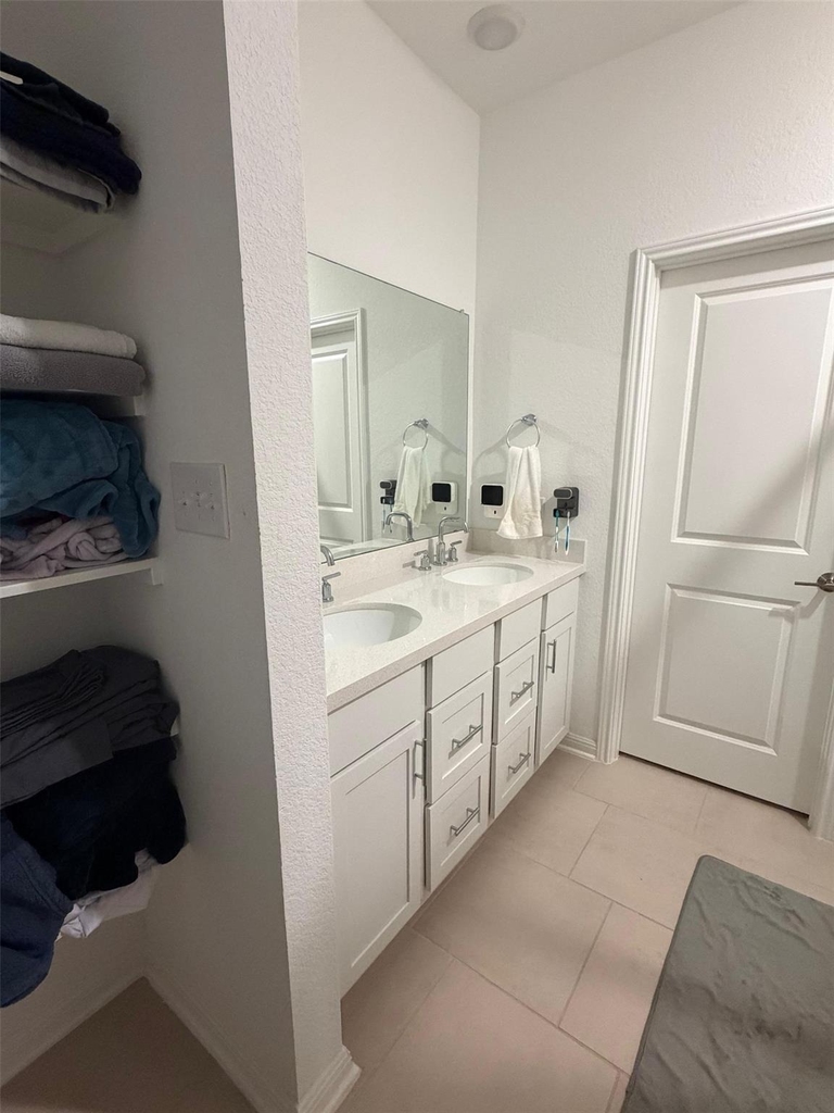 208 Flowers Ave - Photo 11