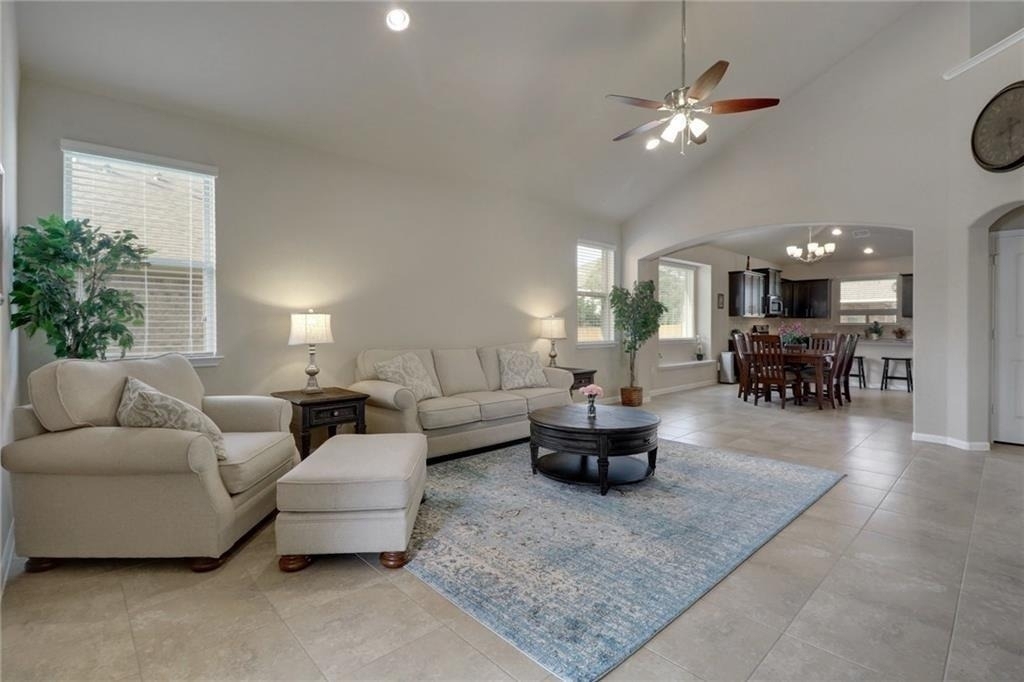 2433 Lyla Ln - Photo 3