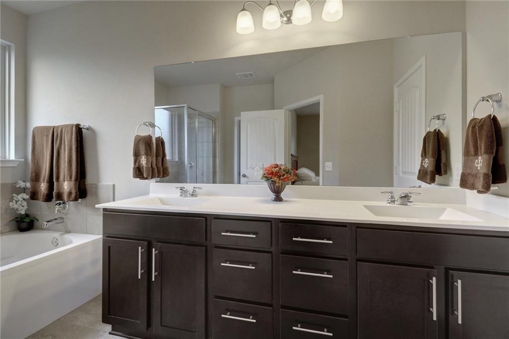 2433 Lyla Ln - Photo 11
