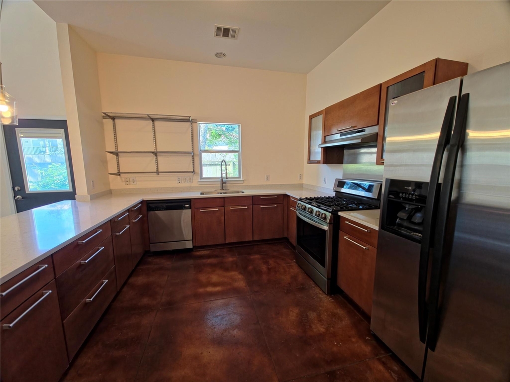 3806 Menchaca Rd - Photo 3