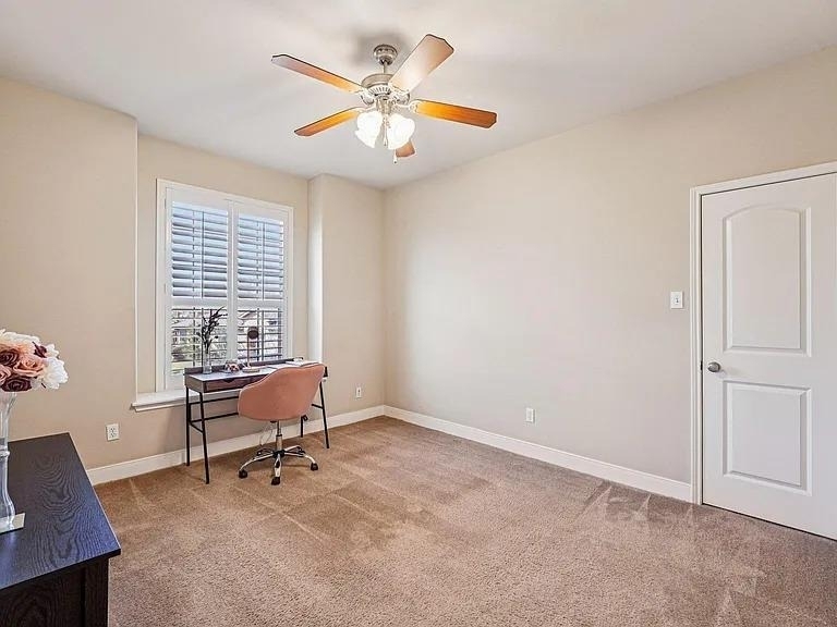 2210 Onion Creek Pkwy - Photo 18