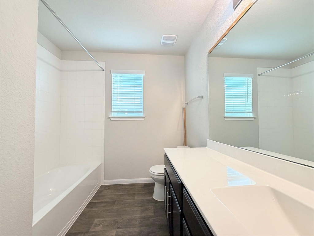 10502 Fulton Ave - Photo 31