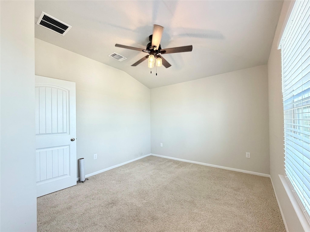 10502 Fulton Ave - Photo 25