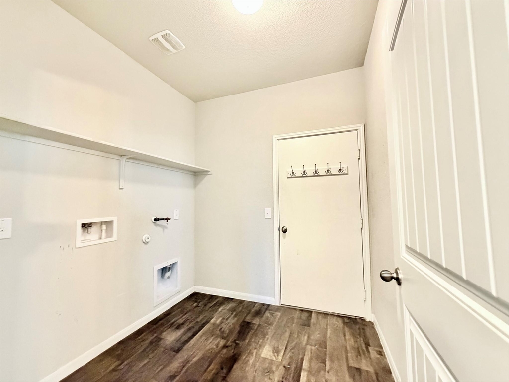 10502 Fulton Ave - Photo 13