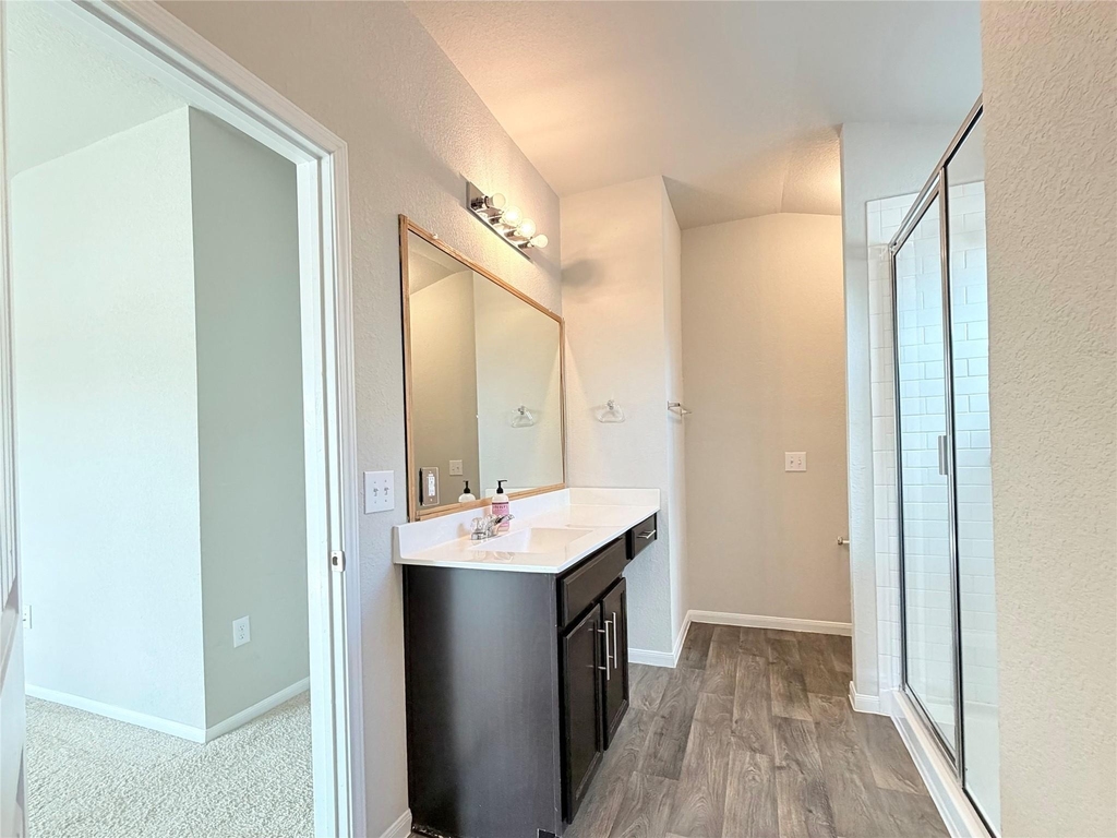 10502 Fulton Ave - Photo 21