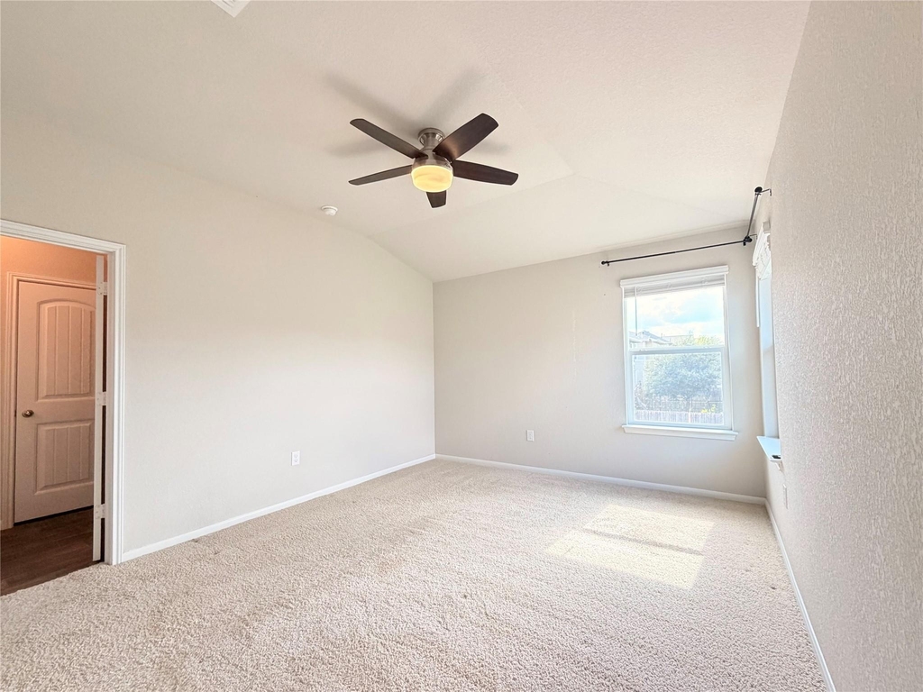 10502 Fulton Ave - Photo 18