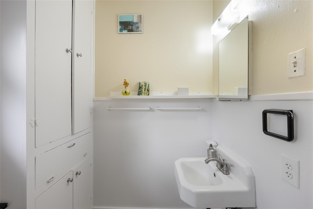 706 Patterson Ave - Photo 12