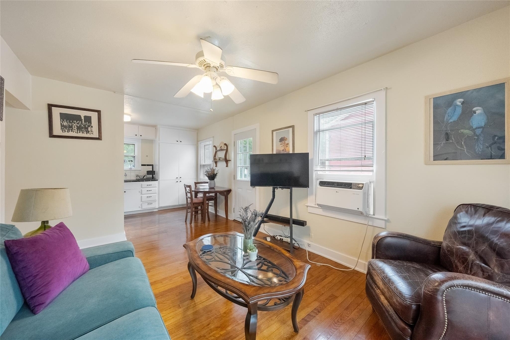 706 Patterson Ave - Photo 3