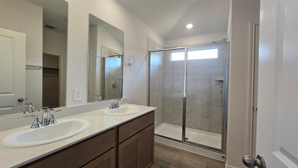 122 Holmby Dr - Photo 9