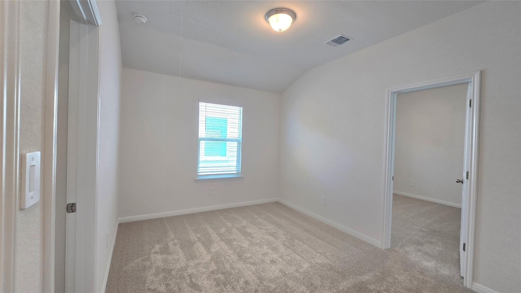122 Holmby Dr - Photo 17