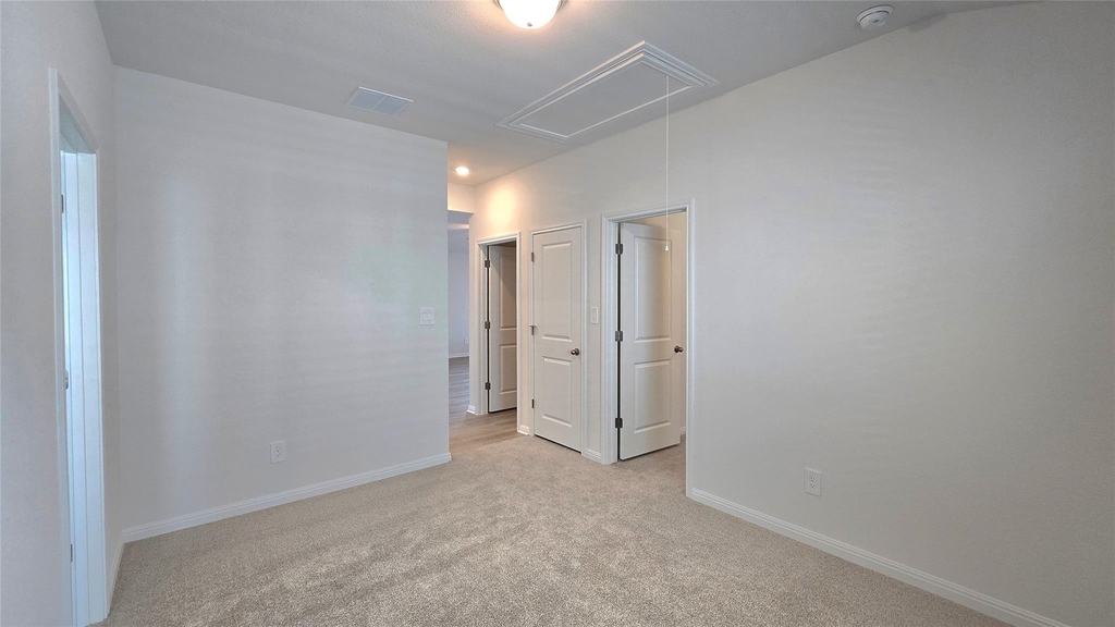122 Holmby Dr - Photo 18
