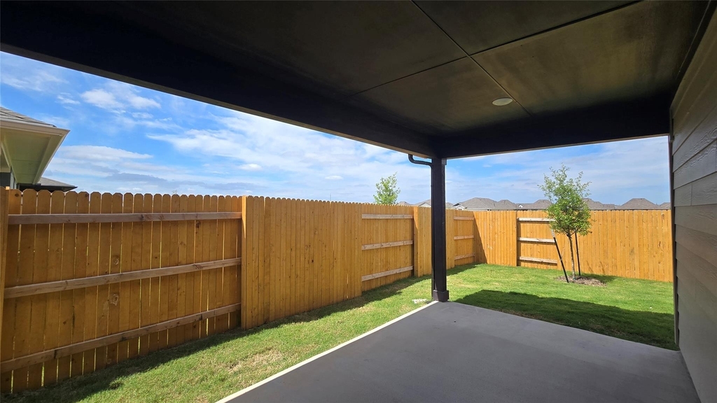 122 Holmby Dr - Photo 23