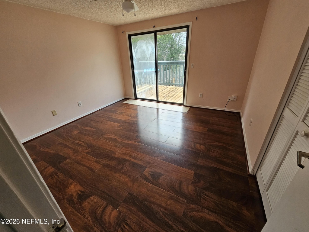 8176 Kilwinning Lane - Photo 14