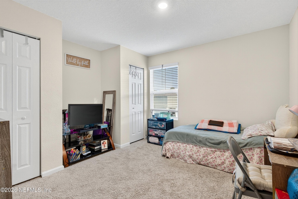 12784 Veterans Court - Photo 9