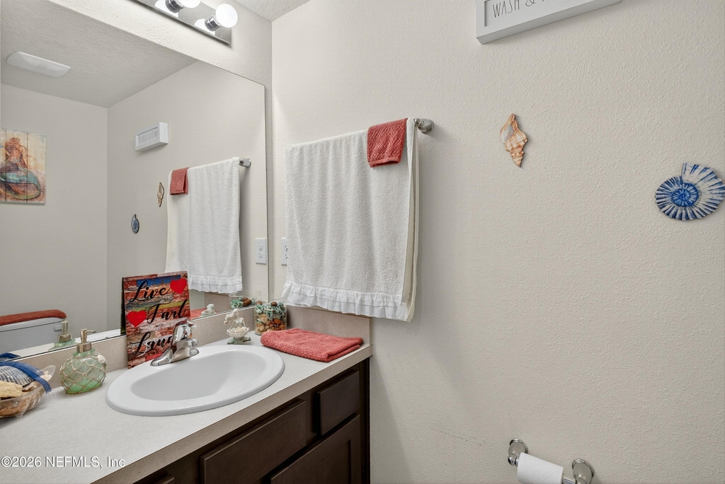 12784 Veterans Court - Photo 10