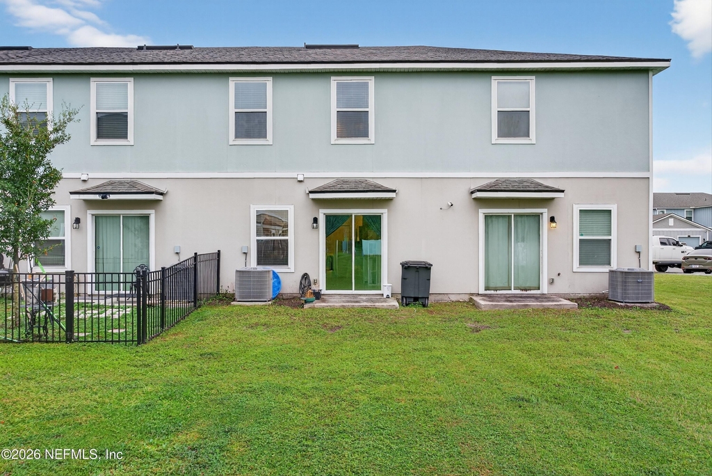 12784 Veterans Court - Photo 12