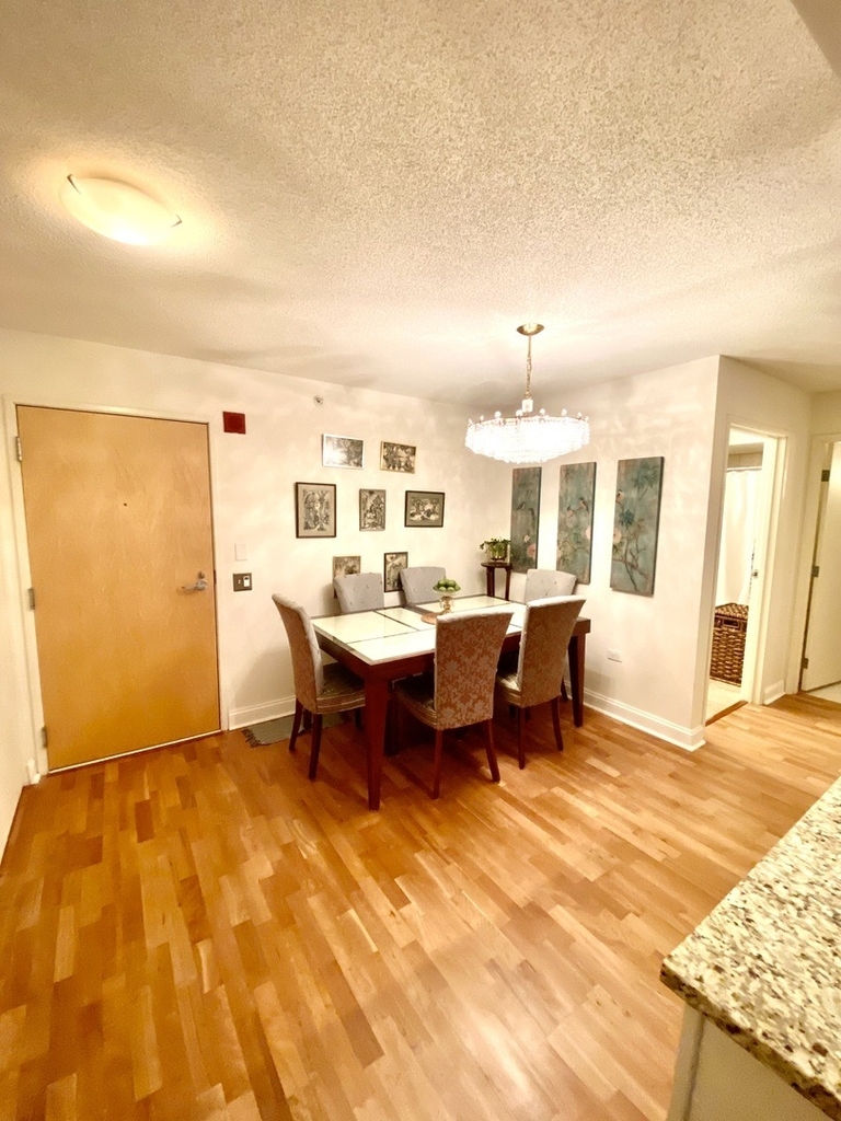 9725 Woods Drive - Photo 4