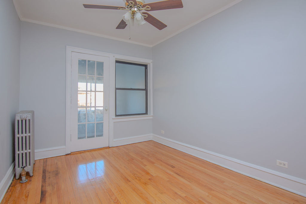 8229 S Vernon Avenue - Photo 5